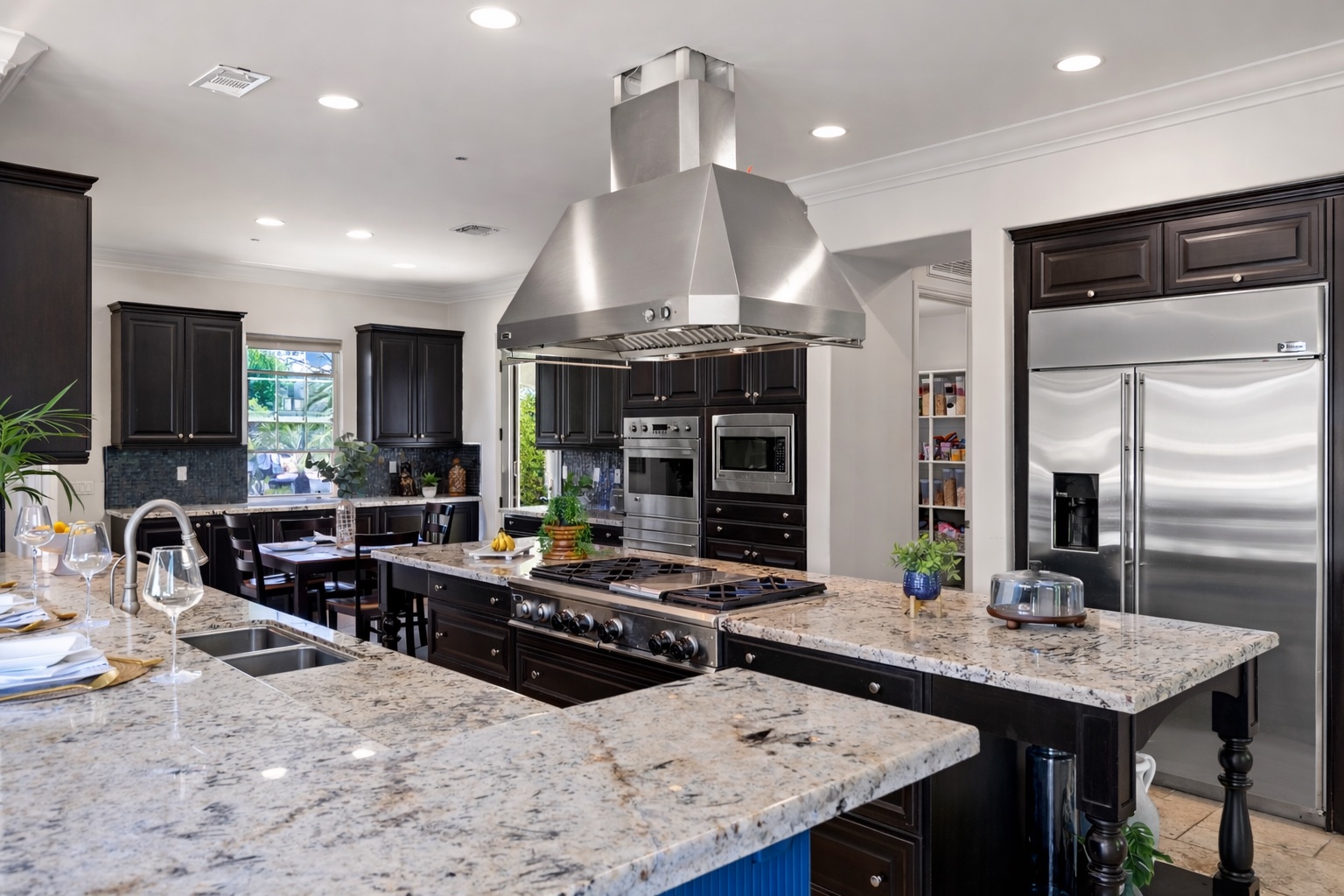 Chef's kitchen